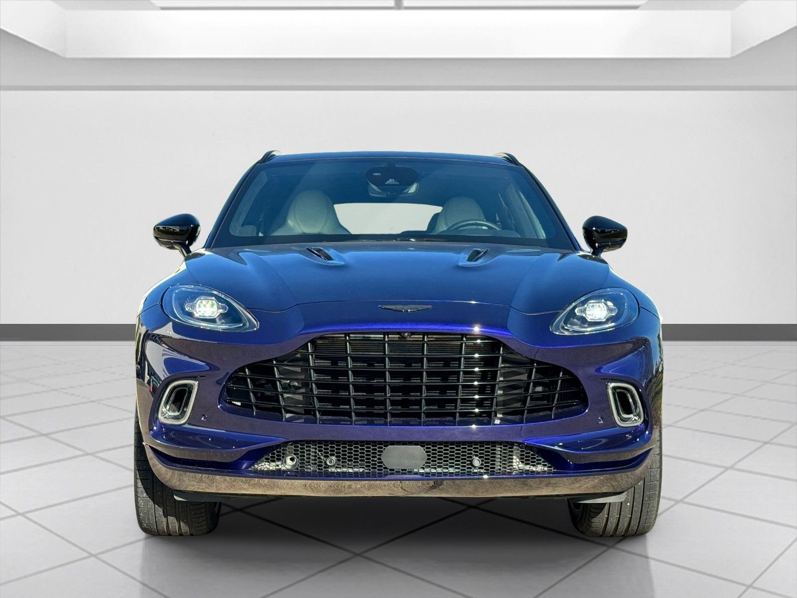 Used 2022 Aston Martin DBX Base image 11
