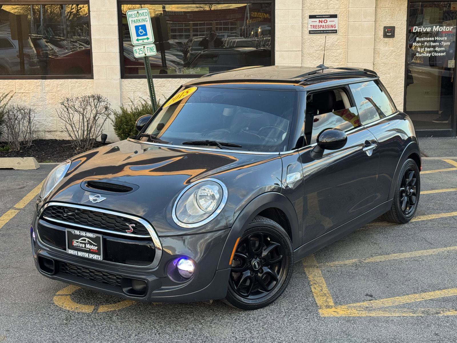 Used 2015 MINI Cooper S image 2