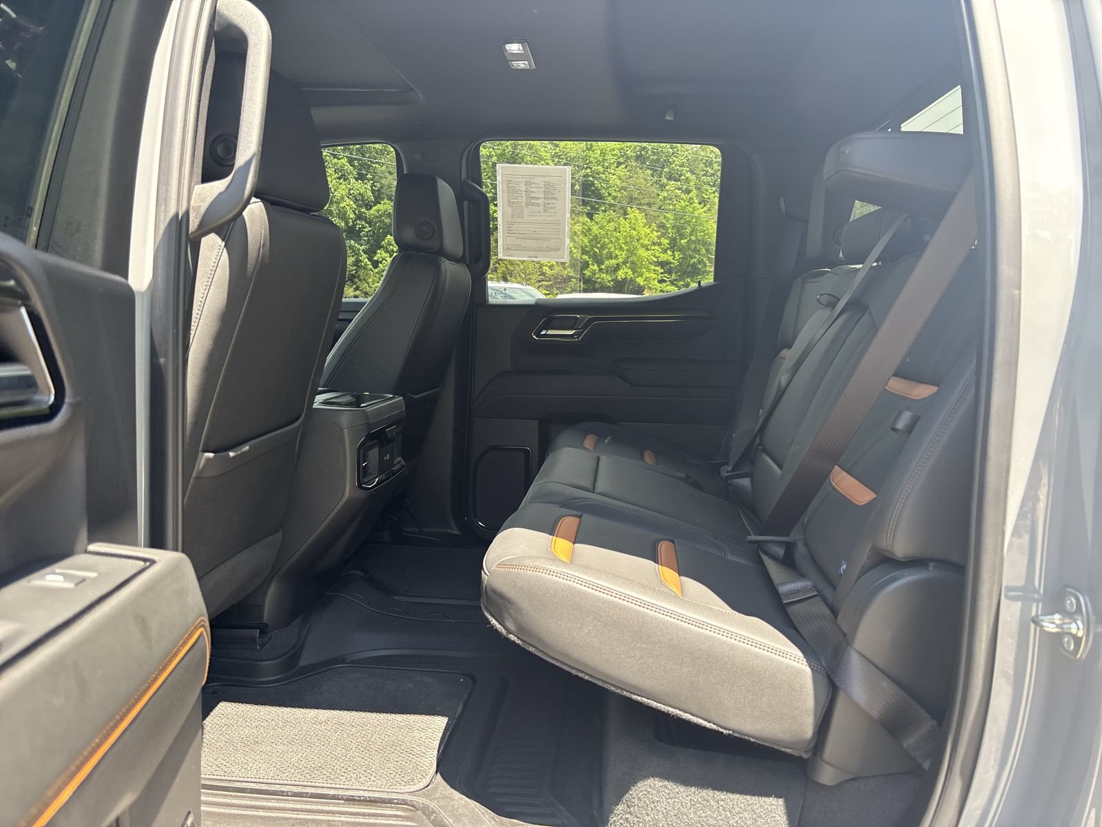 Used 2024 GMC Sierra 1500 AT4 w/ Technology Package AWD/4WD image 22