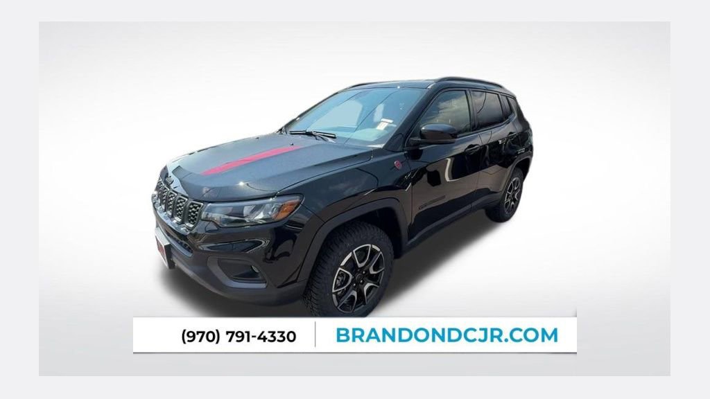 New 2025 Jeep Compass Trailhawk w/ Trailhawk Convenience Group