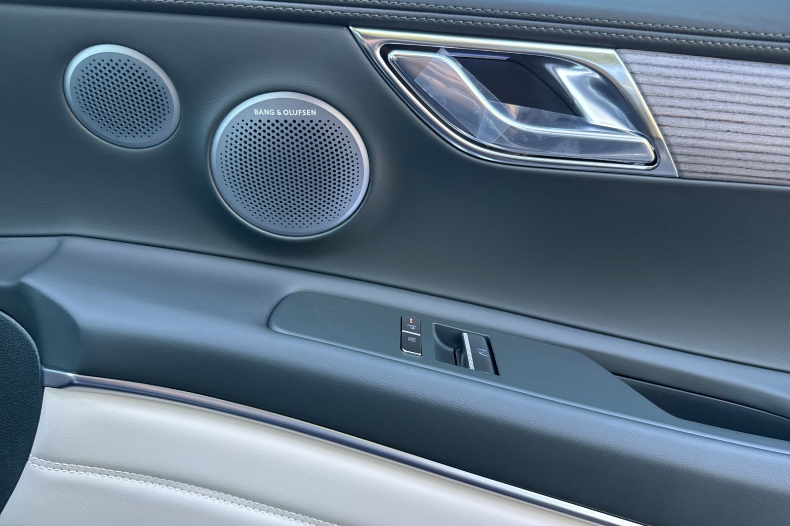 New 2026 Genesis GV80 2.5T Advanced image 18