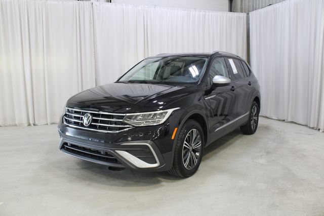 Used 2024 Volkswagen Tiguan Wolfsburg Edition w/ Panoramic Sunroof Package AWD/4WD image 36