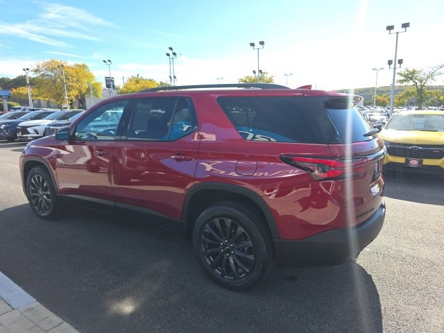 Used 2023 Chevrolet Traverse RS w/ LPO, Floor Liner Package image 4