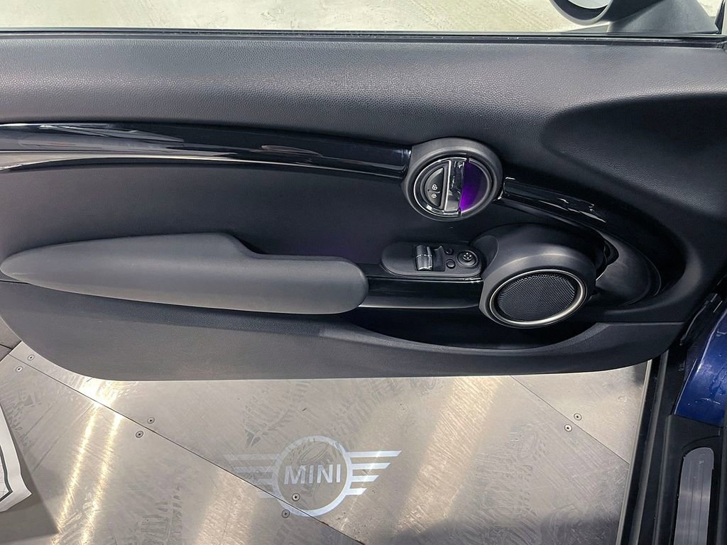 Used 2015 MINI Cooper S FWD image 18
