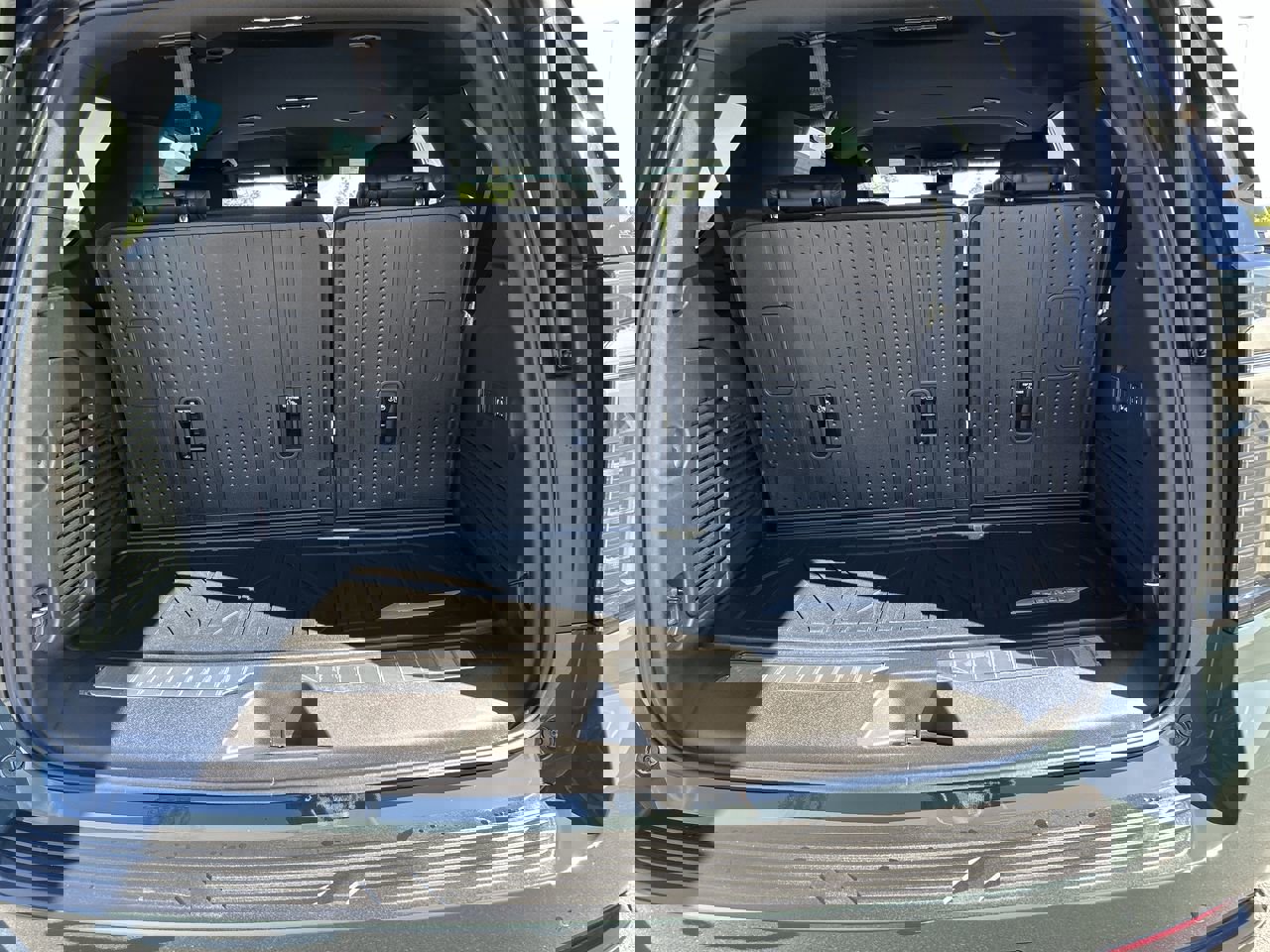New 2026 Chevrolet Tahoe Z71 w/ Comfort Package image 12