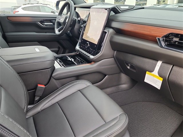 New 2026 GMC Yukon XL Denali image 18