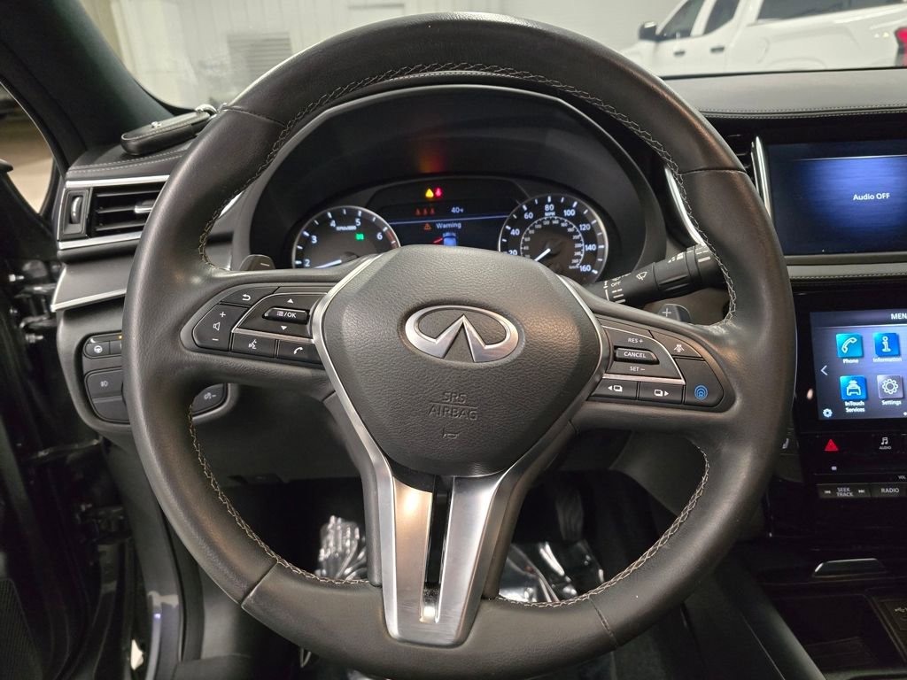 Used 2022 INFINITI QX50 Luxe w/ Appearance Package image 17