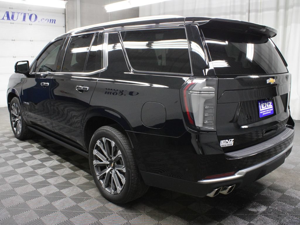 Used 2025 Chevrolet Tahoe High Country AWD/4WD image 7