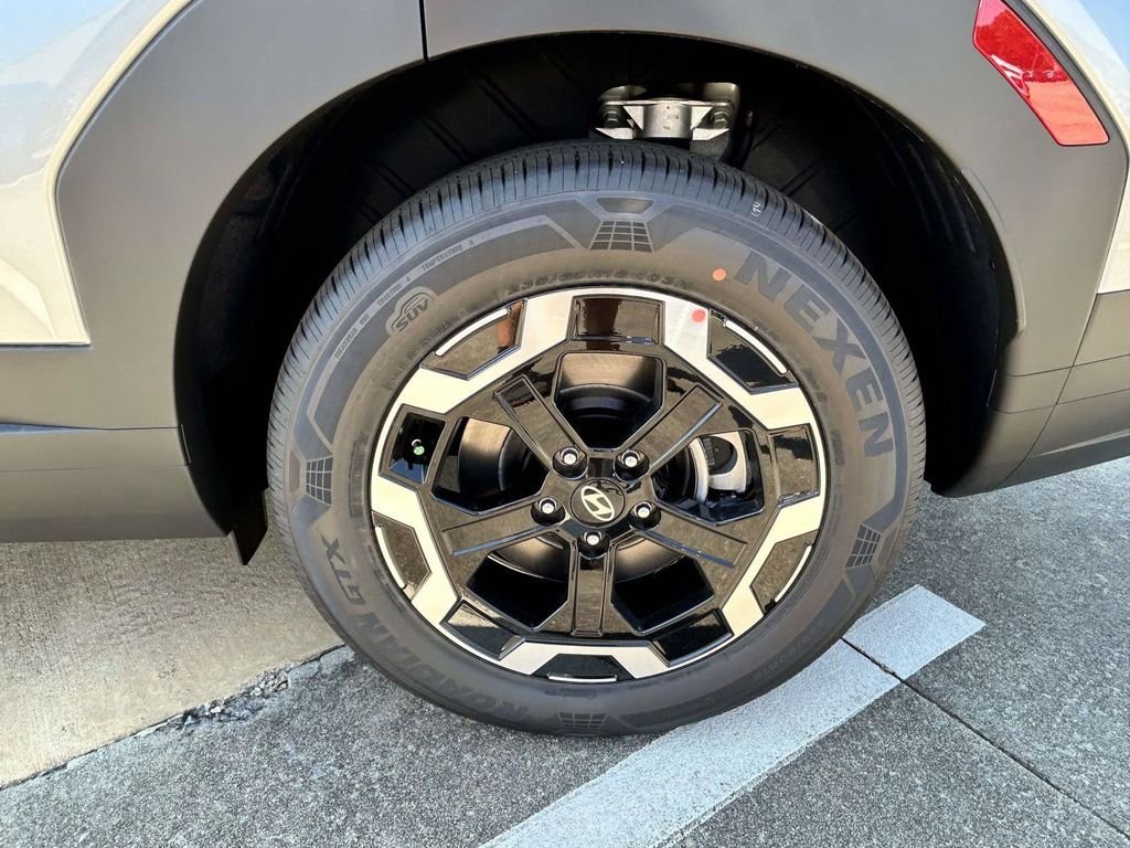 New 2027 Hyundai Santa Fe SEL FWD image 9