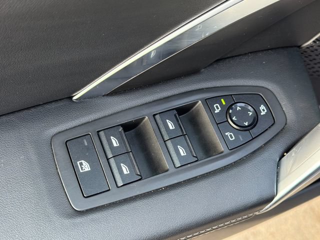 Used 2025 BMW X1 xDrive28i AWD/4WD image 13