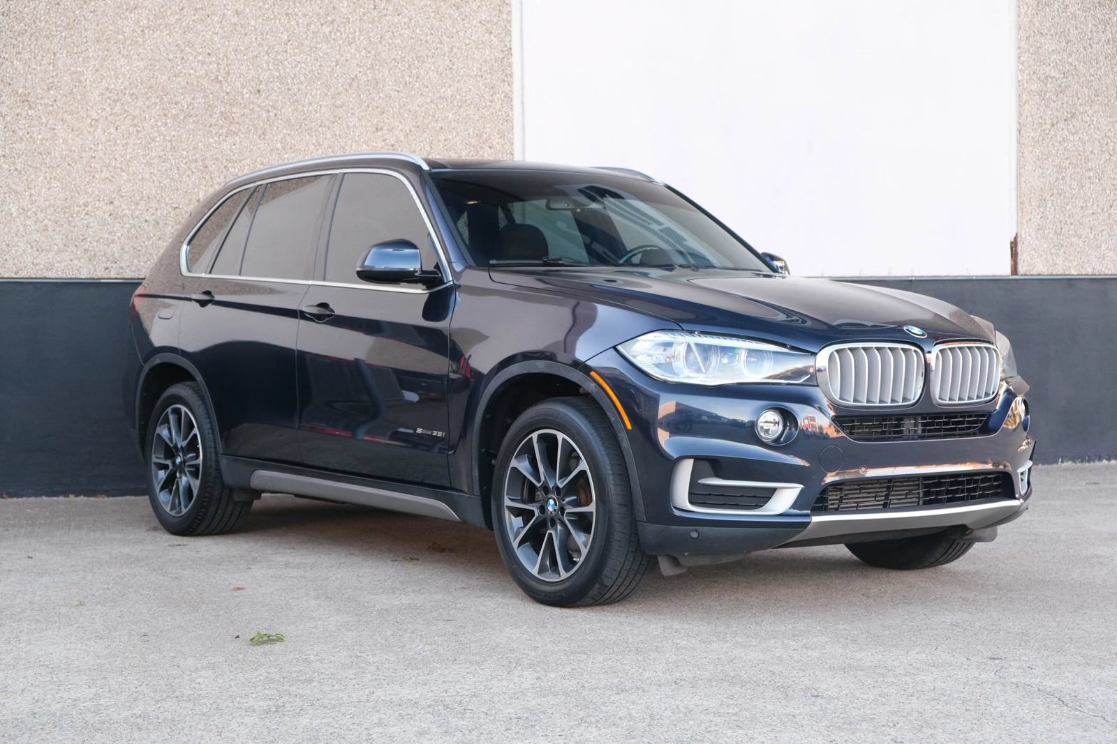 Used 2017 BMW X5 sDrive35i RWD image 4