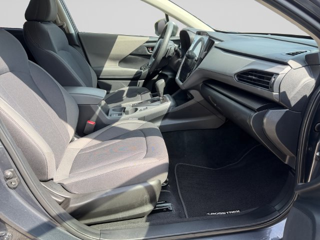 Used 2025 Subaru Crosstrek 2.5i Premium AWD/4WD image 15