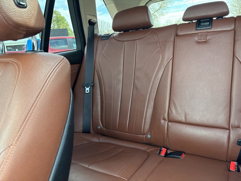 Used 2016 BMW X5 xDrive35i image 12