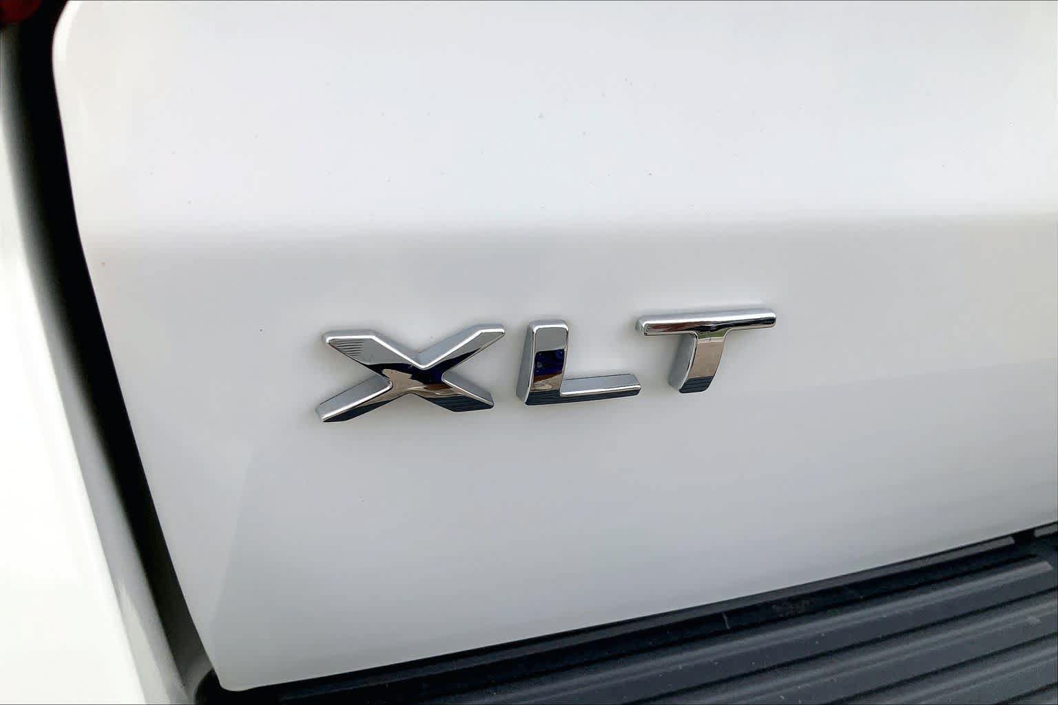 Used 2020 Ford Expedition XLT w/ Equipment Group 202A RWD image 10
