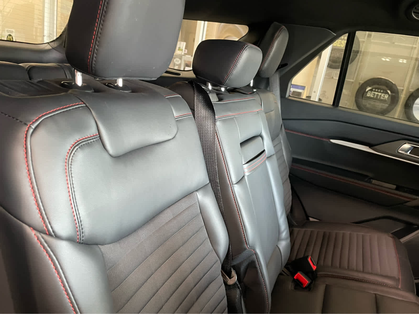 New 2026 Ford Explorer ST-Line w/ ST-Line Street Pack image 33