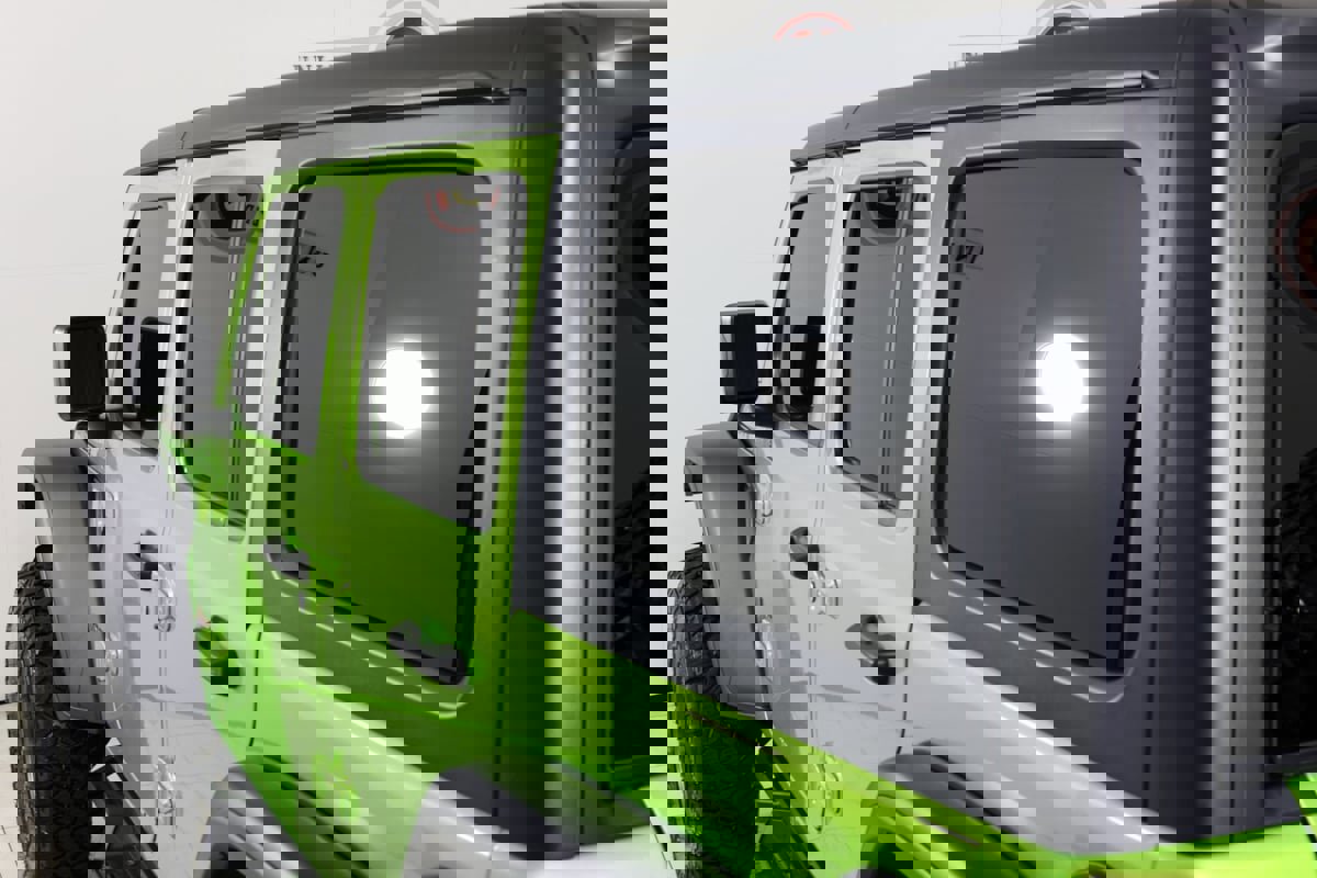 Used 2025 Jeep Wrangler Unlimited Rubicon image 43