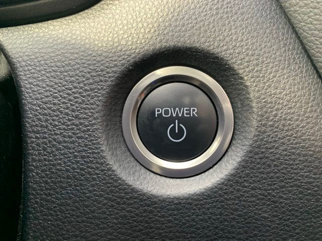 Used 2025 Toyota Corolla SE w/ SE Premium Package image 17