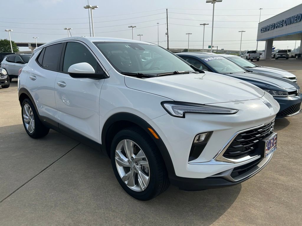 Used 2025 Buick Encore GX Preferred FWD image 14