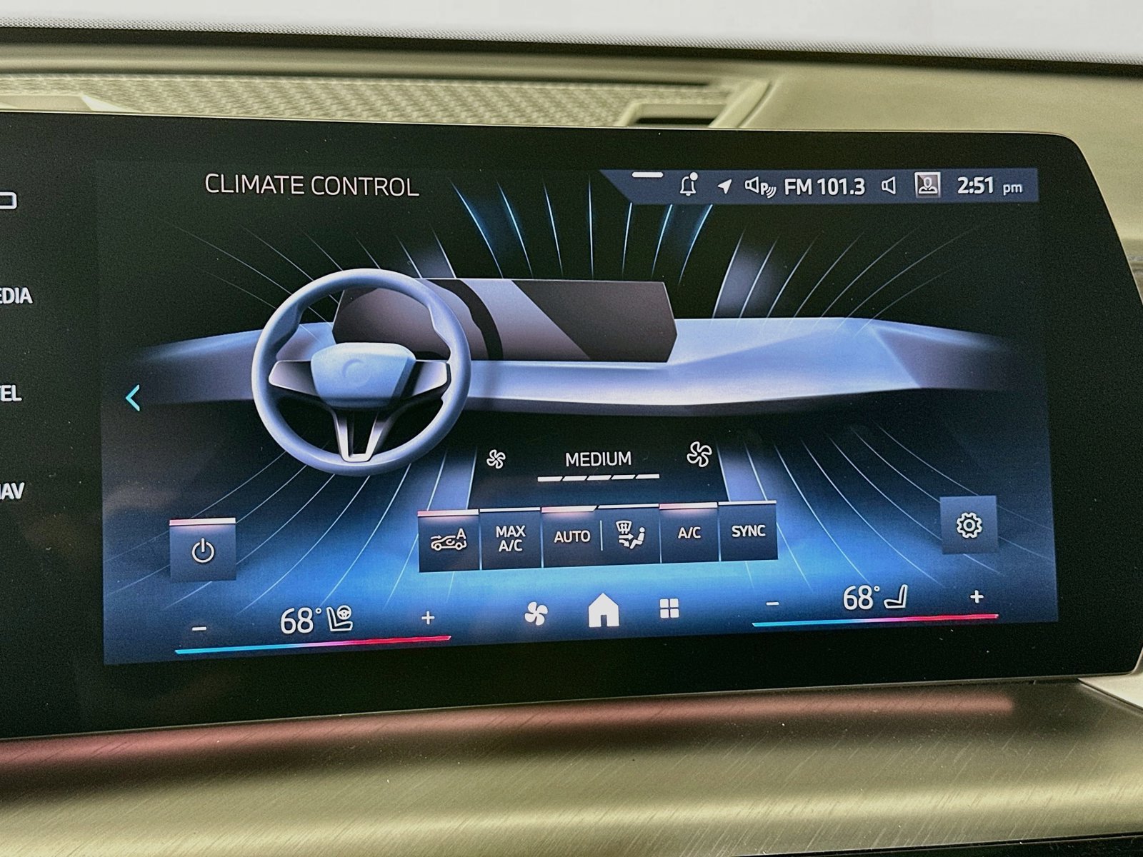 New 2027 BMW X2 xDrive28i AWD/4WD image 26