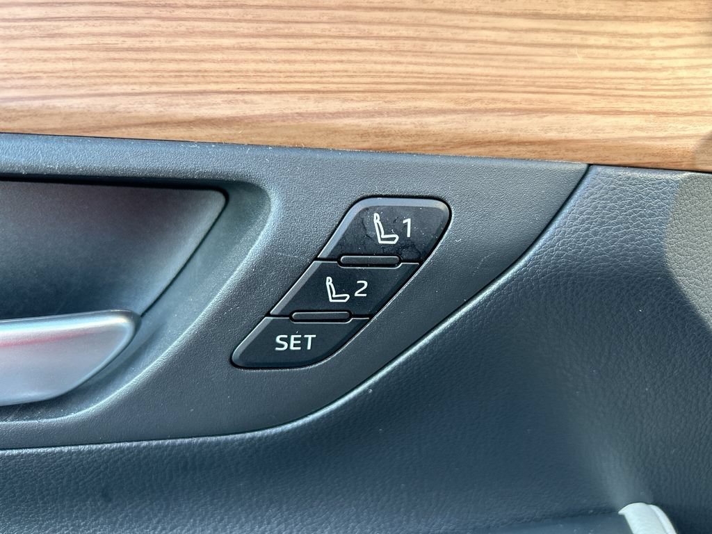 Used 2024 Toyota Grand Highlander FWD image 28