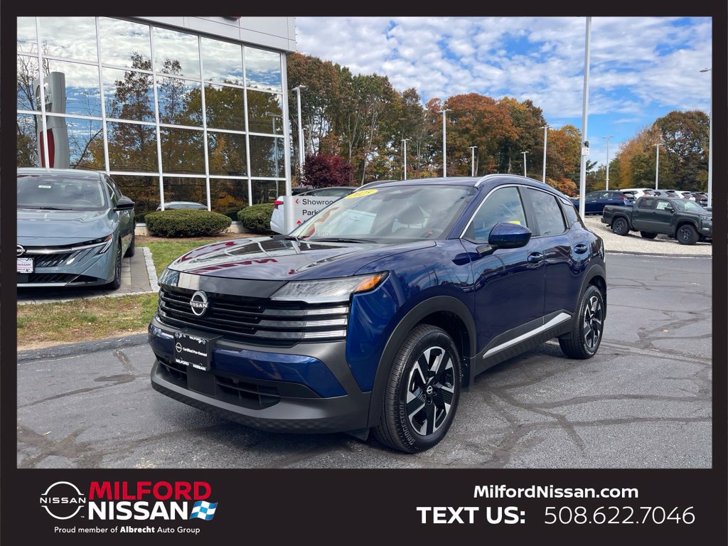 Certified 2025 Nissan Kicks SV w/ SV Premium Package AWD/4WD image 1