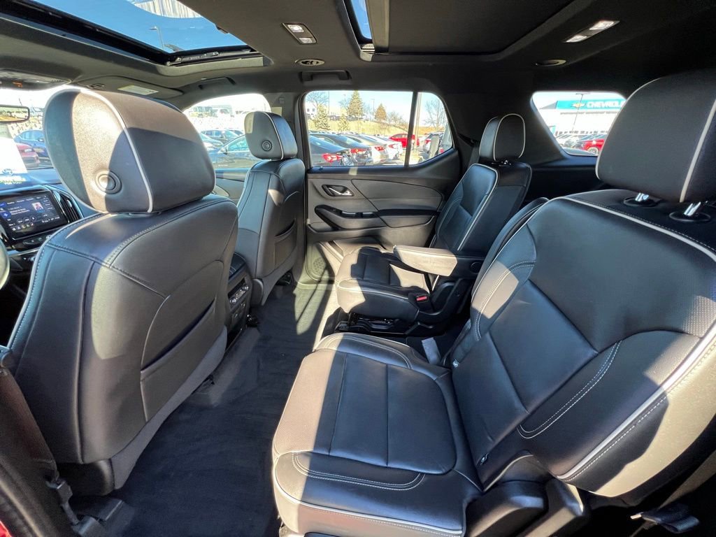Used 2023 Chevrolet Traverse Premier image 21