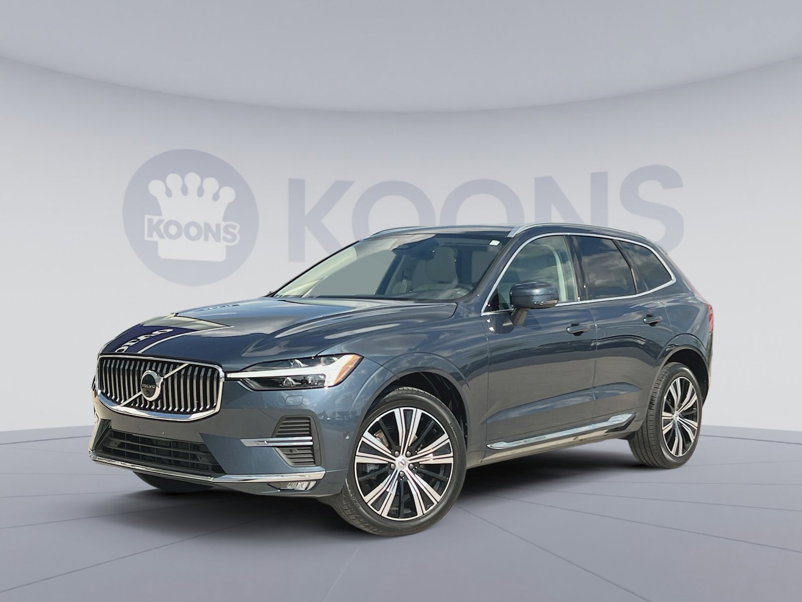 Used 2023 Volvo XC60 B5 Plus w/ Climate Package