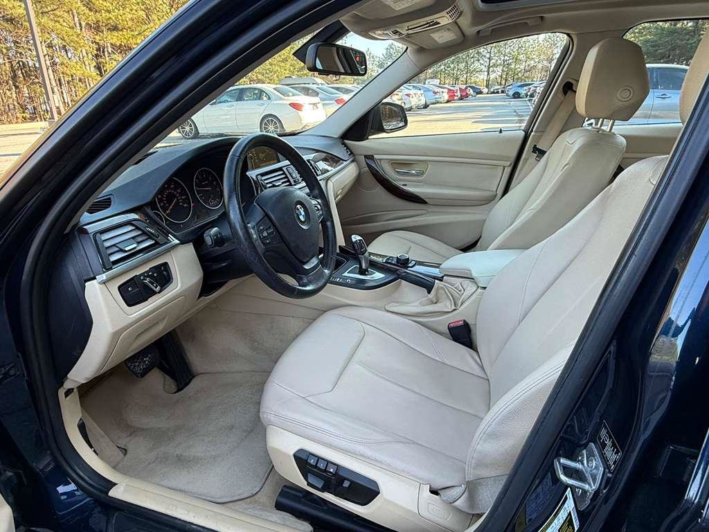 Used 2013 BMW 328i Sedan RWD image 8
