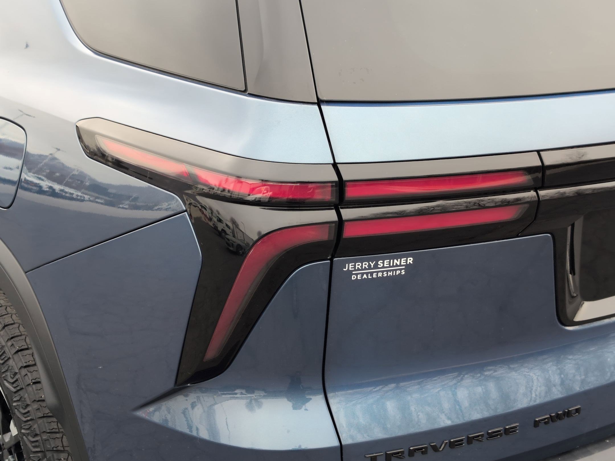 Certified 2025 Chevrolet Traverse Z71 w/ Driver Confidence Package image 13