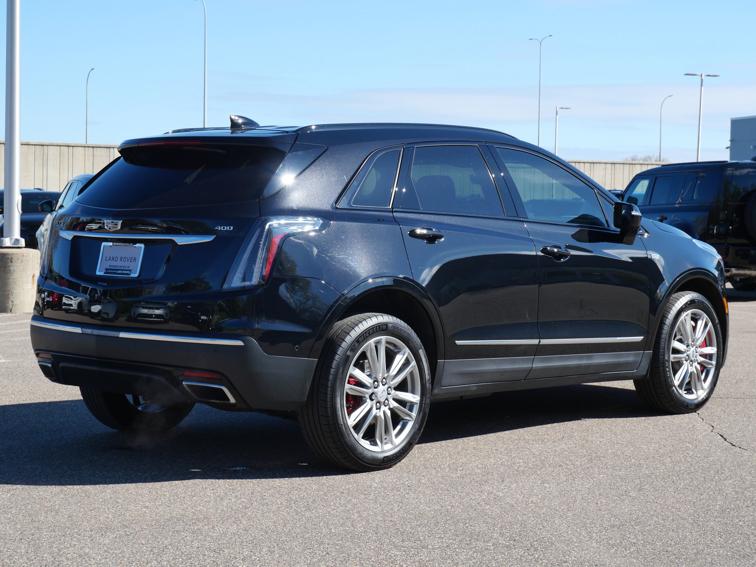 Used 2023 Cadillac XT5 Sportv w/ Technology Package AWD/4WD image 5