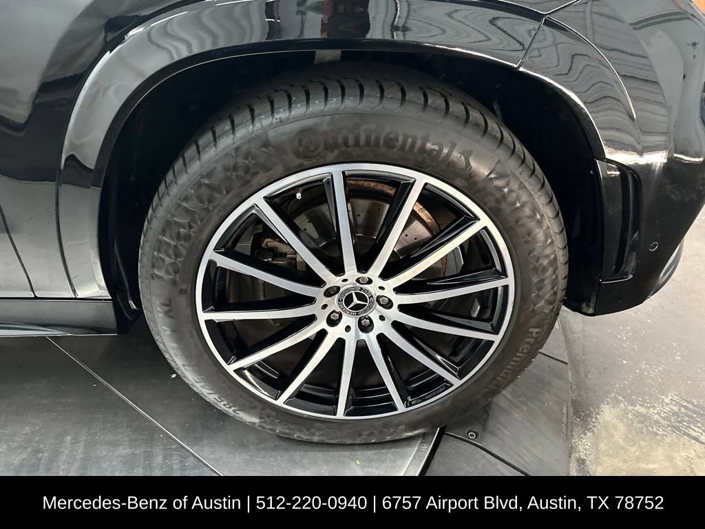 Used 2022 Mercedes-Benz GLS 450 4MATIC image 10