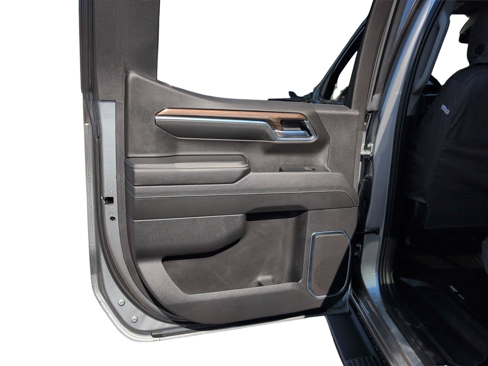 Used 2024 Chevrolet Silverado 1500 LT w/ Leather Package RWD image 14