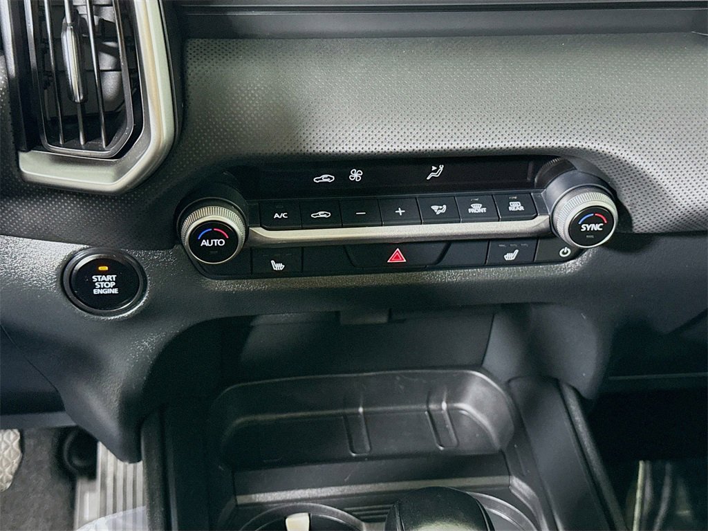 Used 2024 MAZDA CX-50 AWD 2.5 S w/ Cargo Package image 7