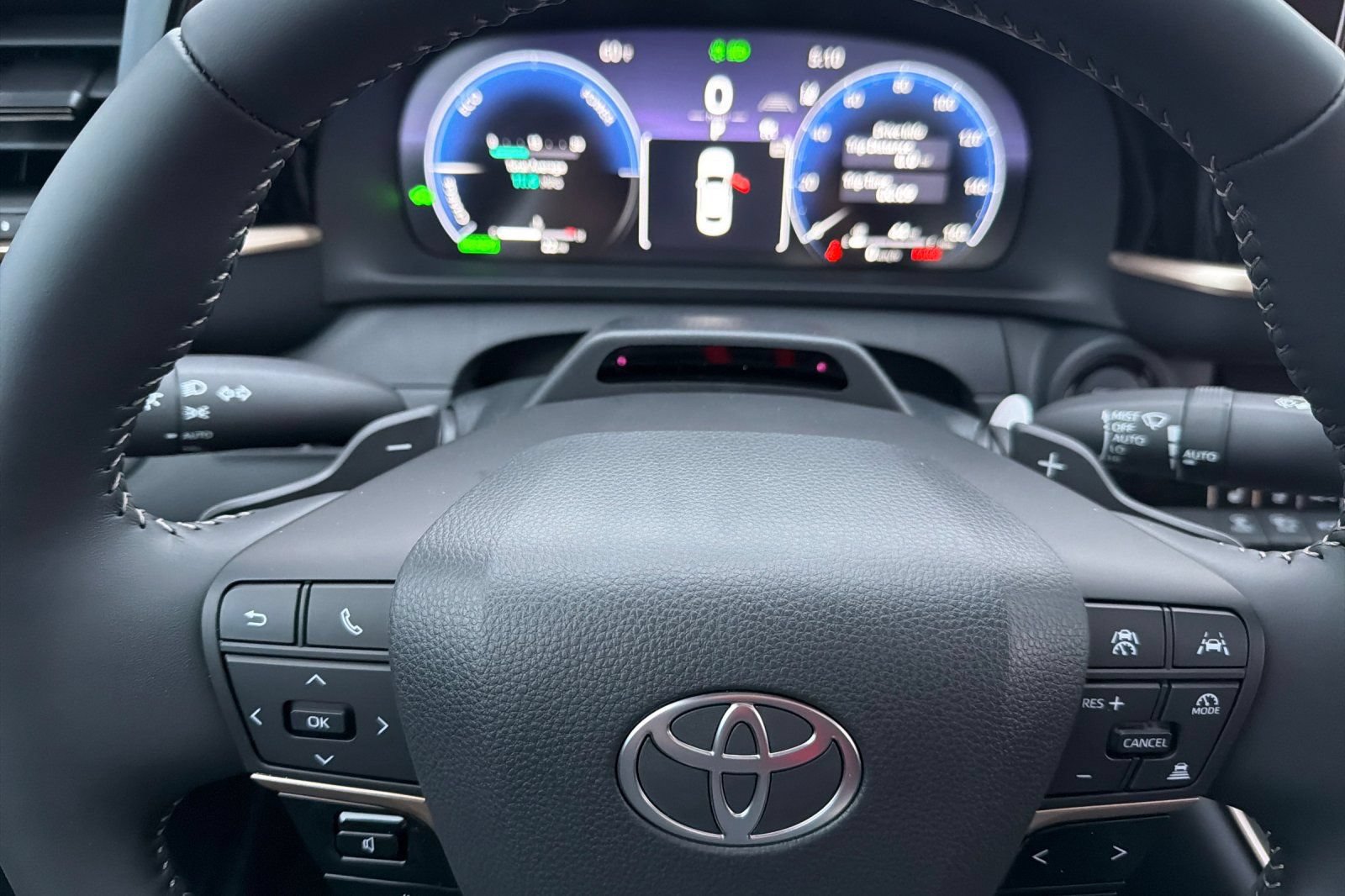 New 2026 Toyota Crown Platinum AWD/4WD image 19
