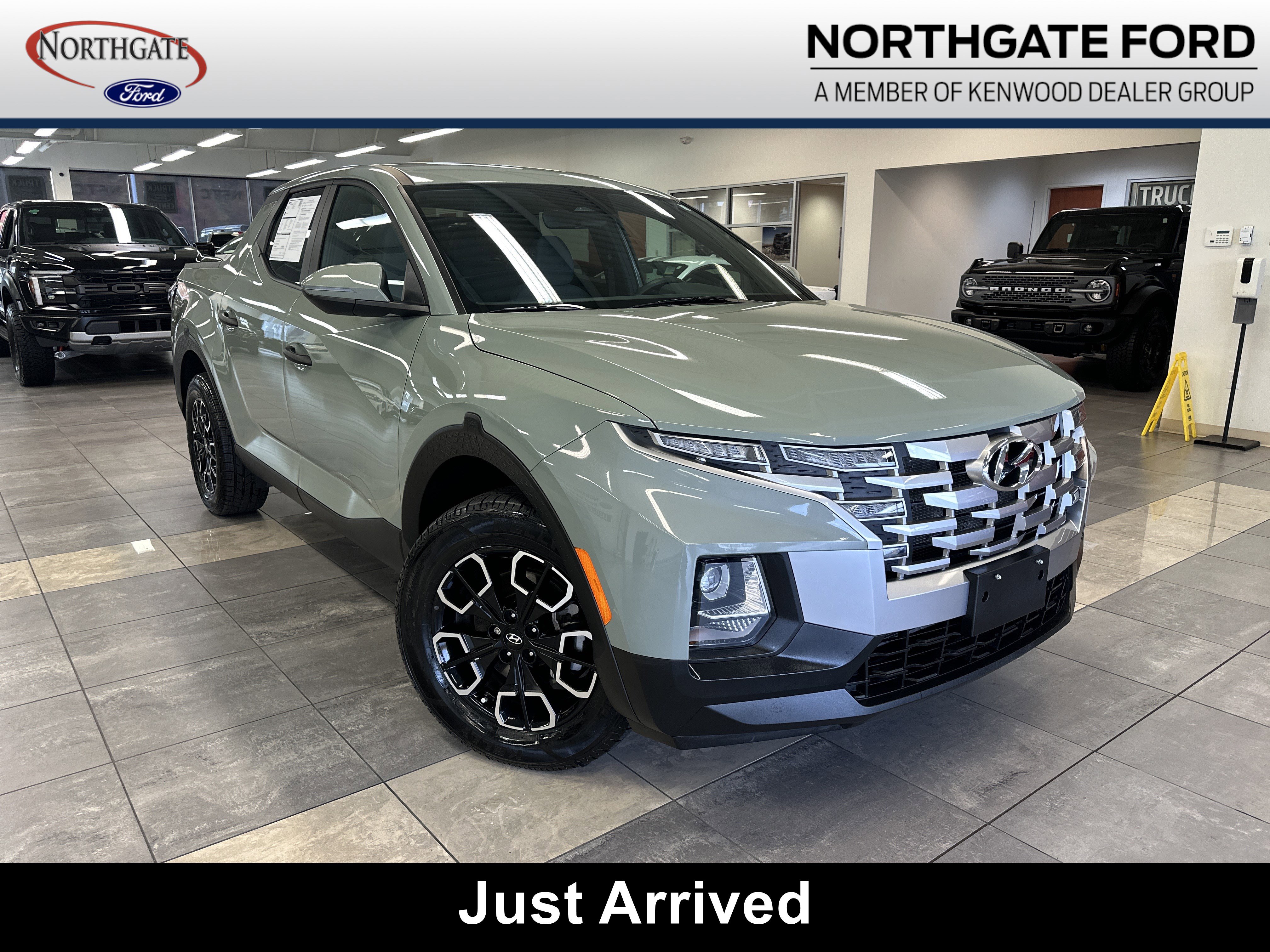 Used 2023 Hyundai Santa Cruz SEL