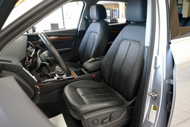 Used 2022 Audi Q5 2.0T Premium Plus image 2