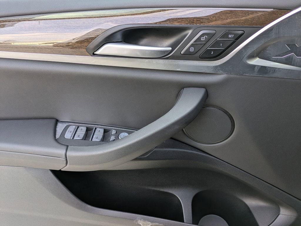 Used 2023 BMW X3 xDrive30i w/ Premium Package image 10