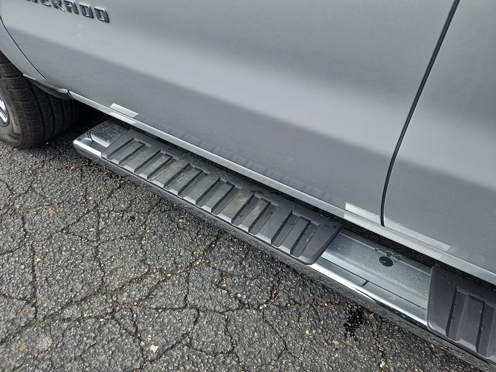 Used 2018 Chevrolet Silverado 1500 Custom RWD image 17