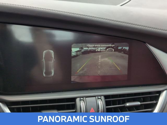 Used 2024 Alfa Romeo Giulia Veloce image 25