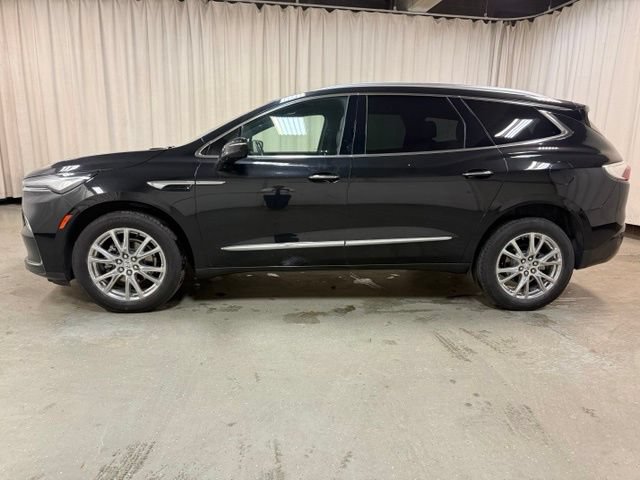 Used 2023 Buick Enclave Essence w/ Experience Buick Package AWD/4WD image 9