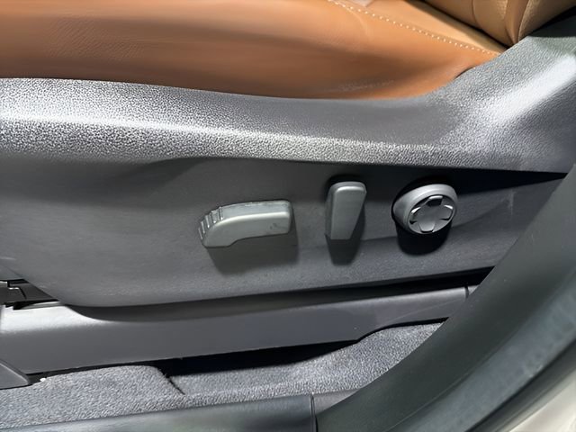 Certified 2024 Subaru Ascent Touring w/ Popular Package #2 image 13