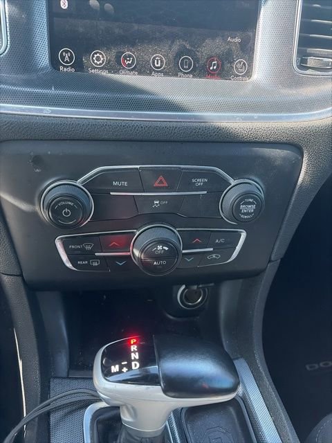Used 2017 Dodge Charger SXT RWD image 39