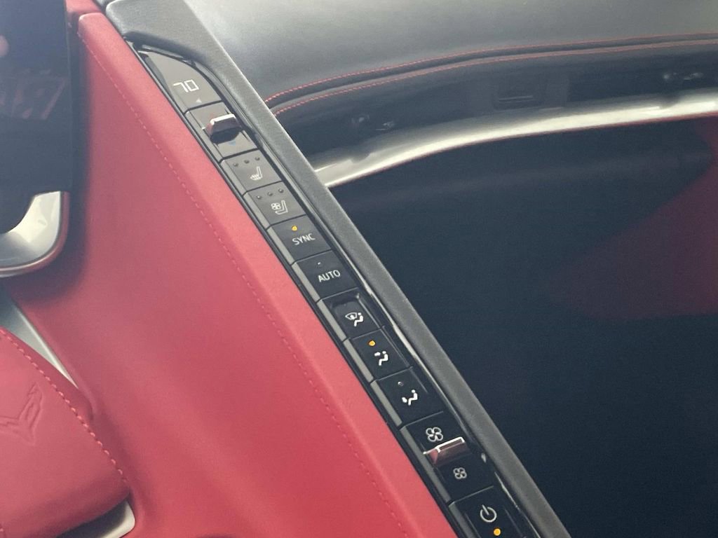 Used 2024 Chevrolet Corvette Stingray Preferred Cpe w/ 2LT image 24