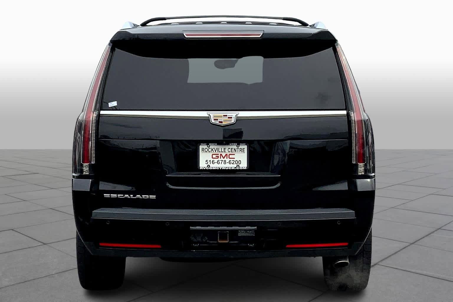Used 2019 Cadillac Escalade Platinum image 5