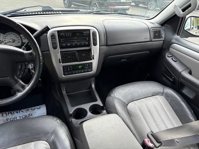 Used 2004 Mercury Mountaineer AWD image 21