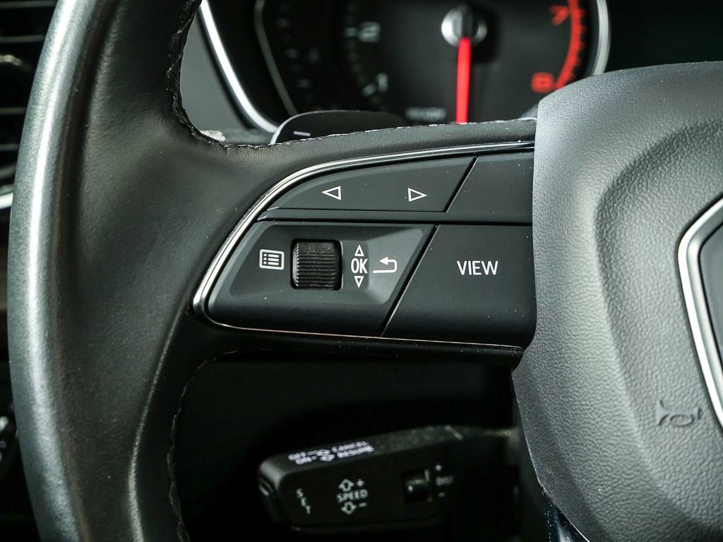 Used 2023 Audi Q5 2.0T Premium w/ Convenience Package image 10