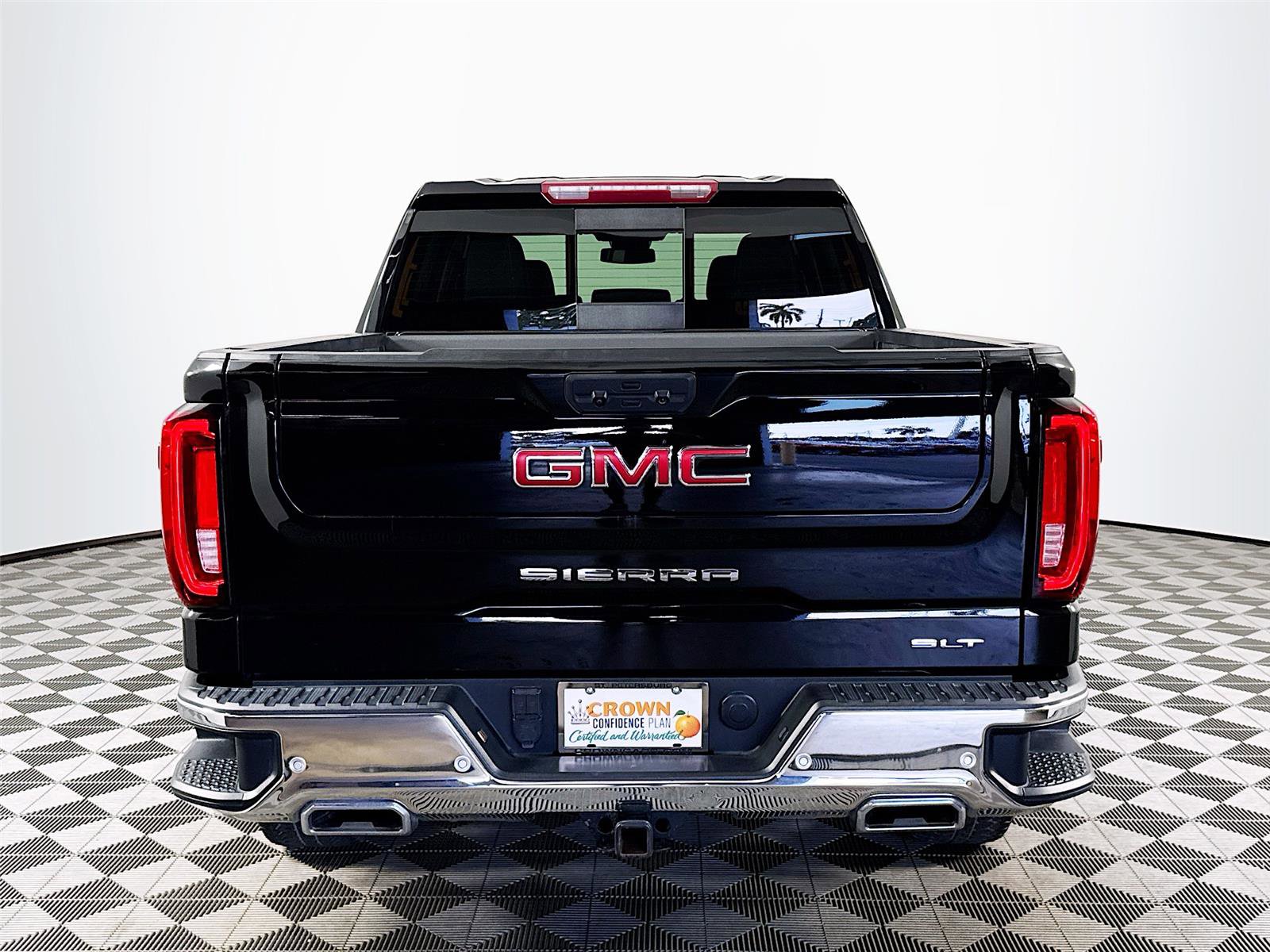 Certified 2024 GMC Sierra 1500 SLT w/ SLT Premium Plus Package AWD/4WD image 6