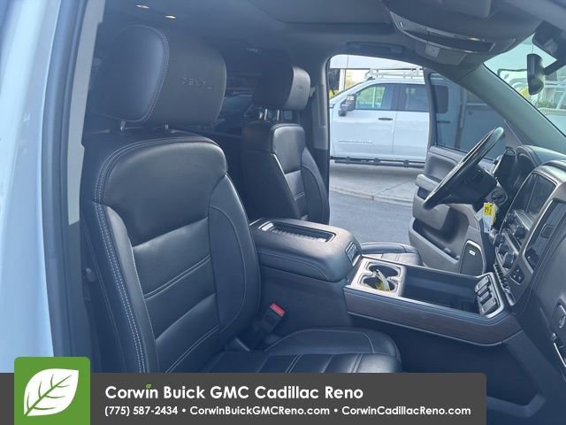 Used 2018 GMC Sierra 1500 Denali w/ Denali Ultimate Package AWD/4WD image 35