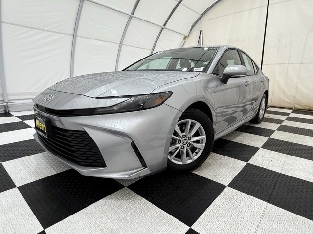 Used 2025 Toyota Camry LE