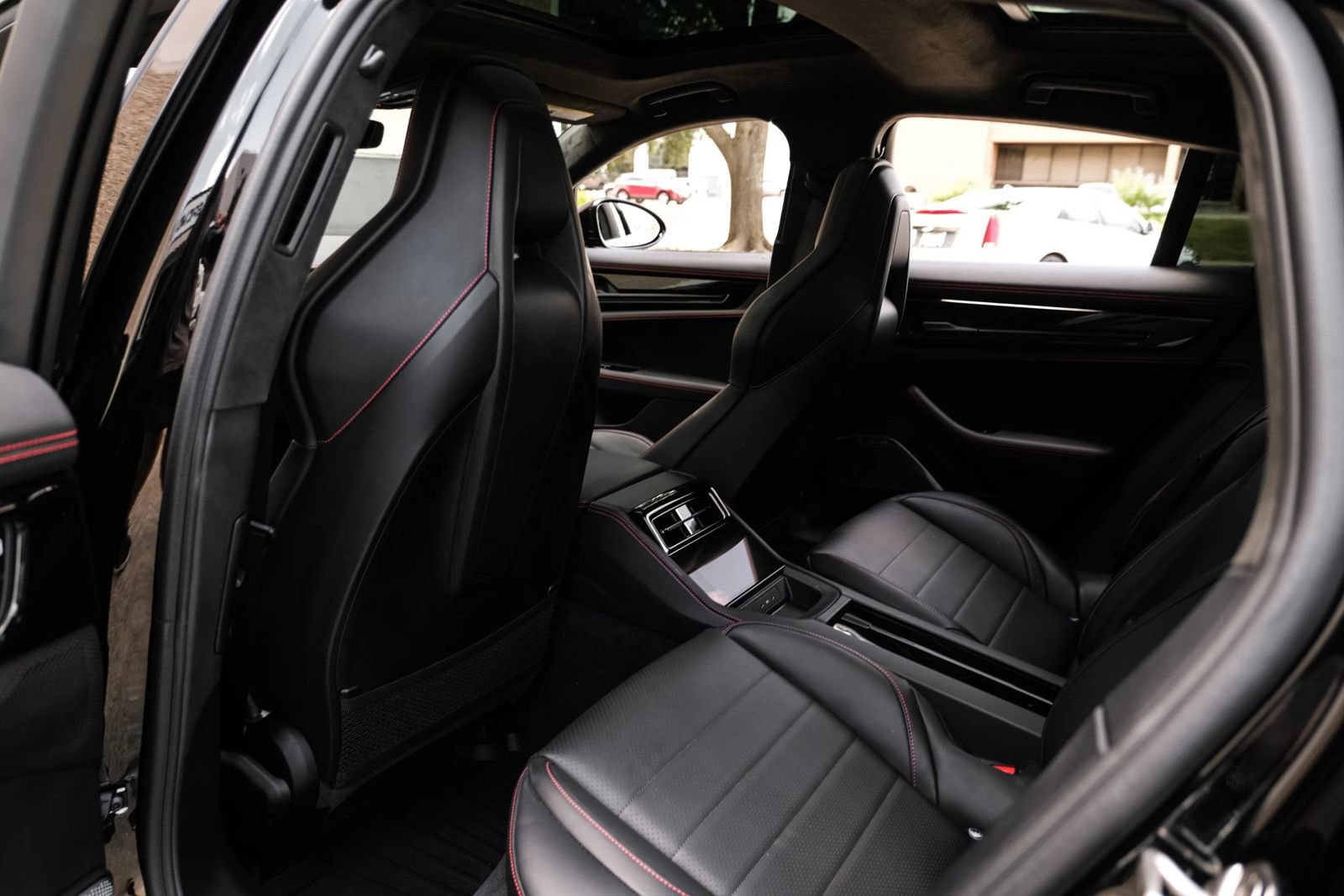 Used 2026 Porsche Panamera GTS AWD/4WD image 33